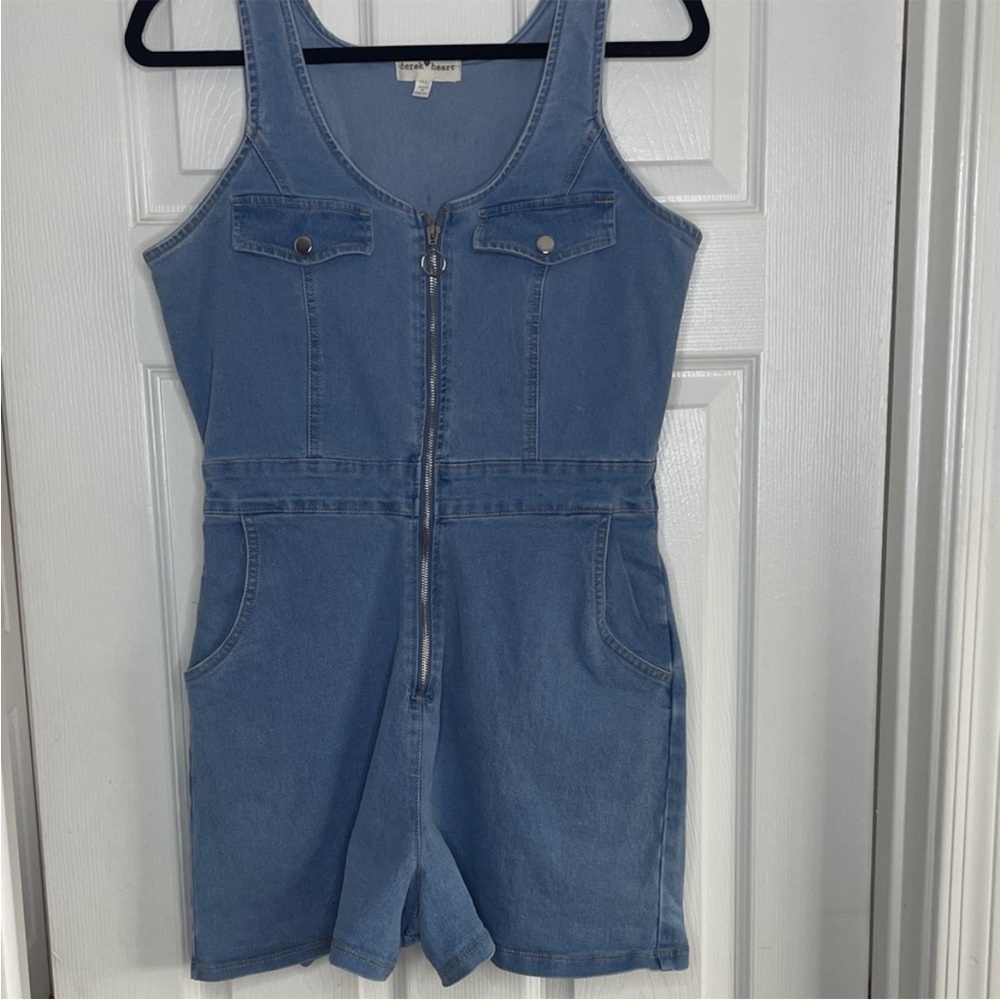 Derek Heart (L/XL) Blue Denim Sleeveless Zip-Front Romper W/ Pockets